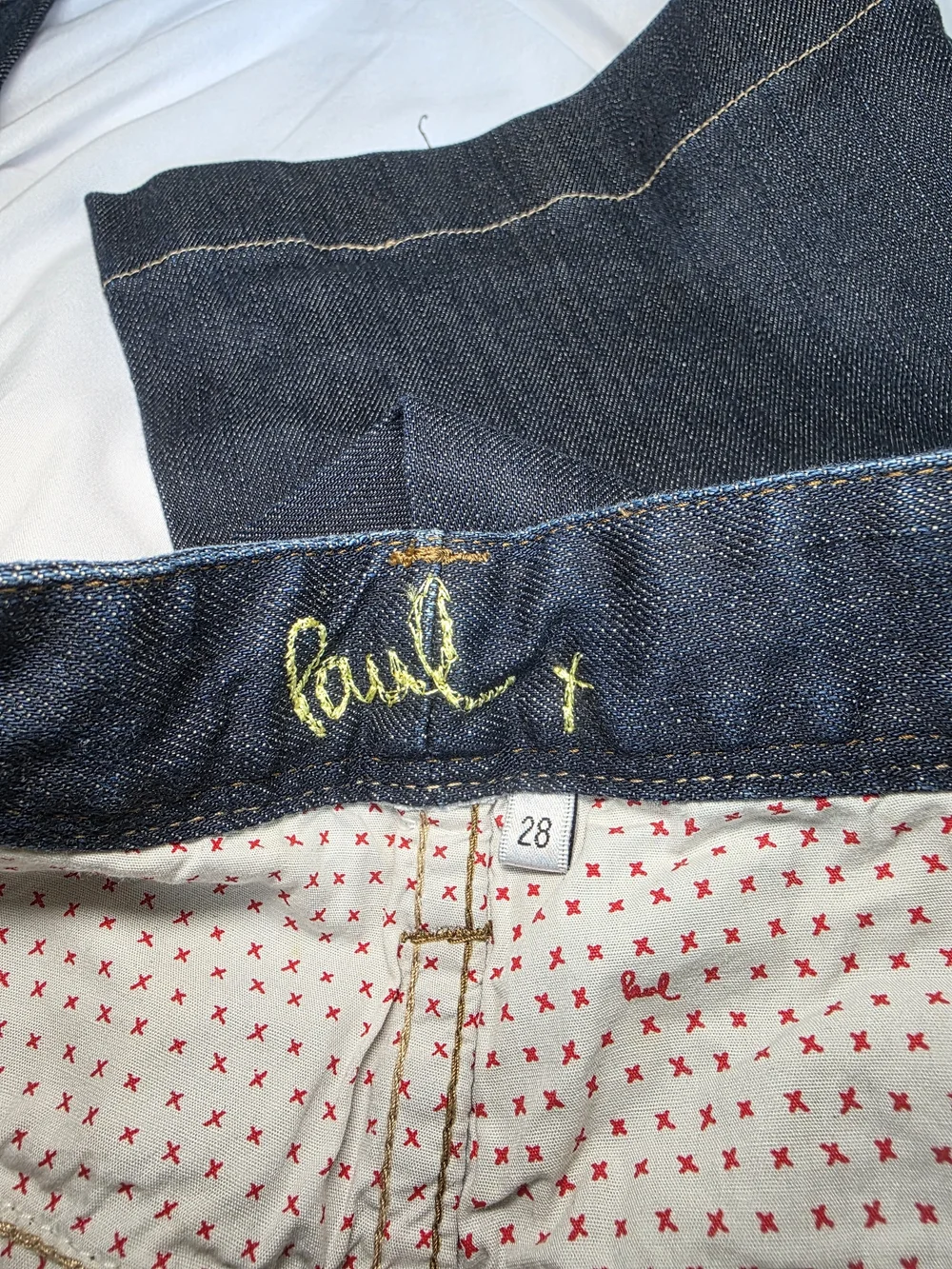 Paul Smith Vintage Early 2000s Men's Dark Wash Wide Legged Denim Size 28